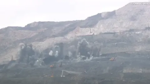 Công tác khoan - nổ mìn trên mỏ than lộ thiên của Việt Nam