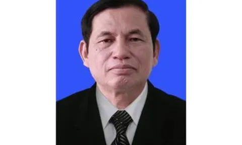 GS.TS. Nhữ Văn Bách
