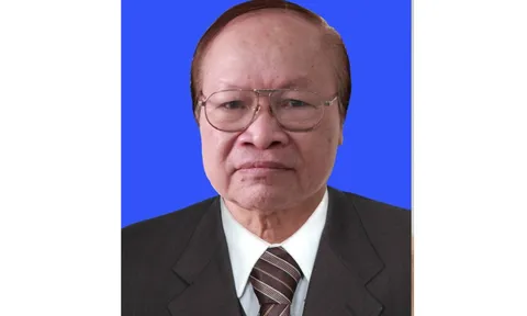 PGS.TS. Hồ Sĩ Giao