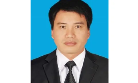 TS. Phan Hồng Việt