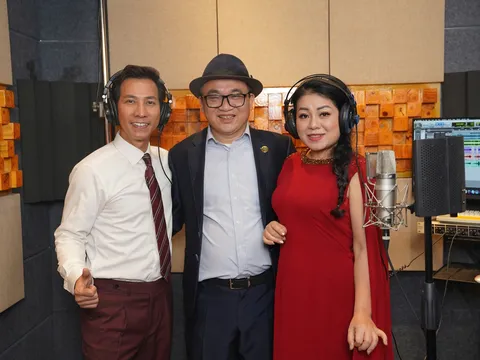 Ca sĩ Anh Thơ và Lê Anh Dũng hát “Biển trời quê hương” chào đón Xuân Ất Tỵ