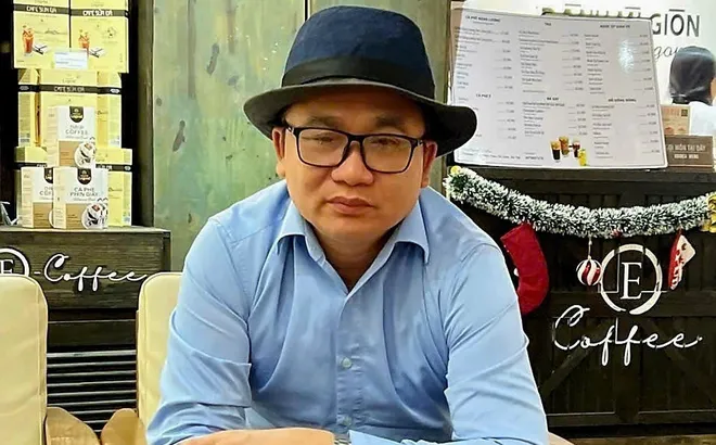 Bài hát Tình đất phù sa. Sáng tác: Ngọc Lê Ninh. Trình bày: Ca sĩ Út Mai